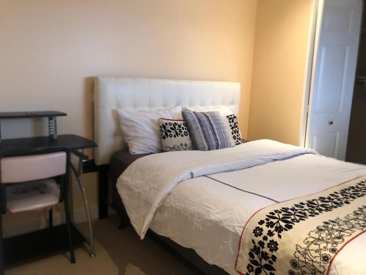 Citadel Hills Valley YYC 외부 사진